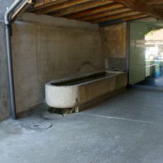 Brünnengut fountain farmhouse