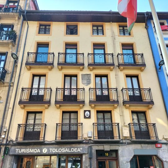 Plaza Zaharra 10 etxea