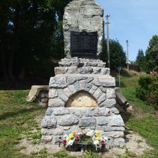 Pomník padlým v Krchlebech