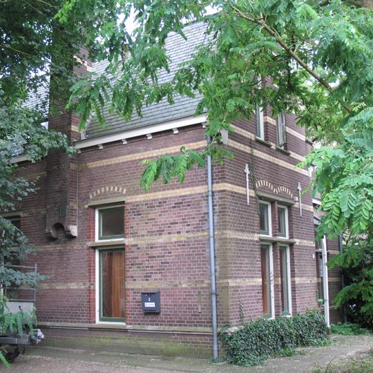 't Venster, Voormalige Rijks HBS: conciergewoning