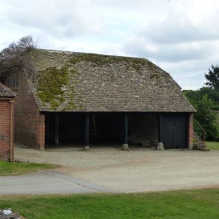 Shelter shed with granary