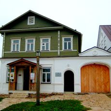 Дом двухэтажный (Старый Изборск)