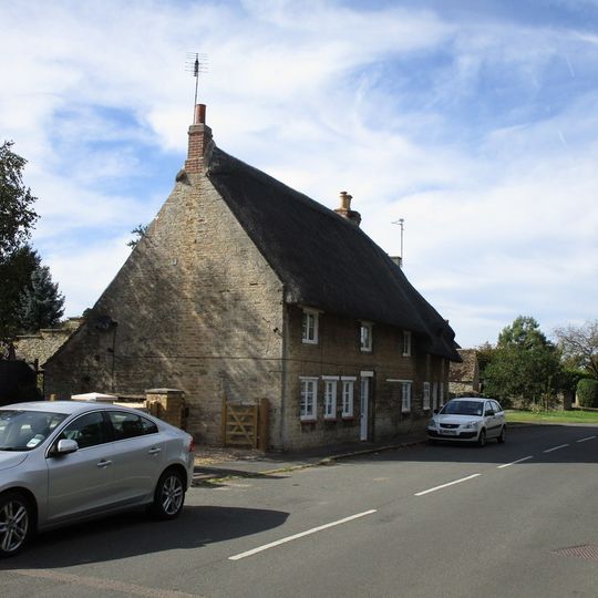 14 And 15, Main Street