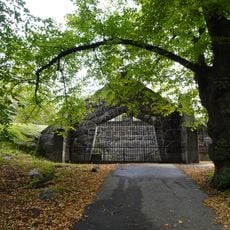 Korkeasaaren vanha iso karhulinna