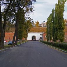 Cytadela (wał główny, 3 bramy)