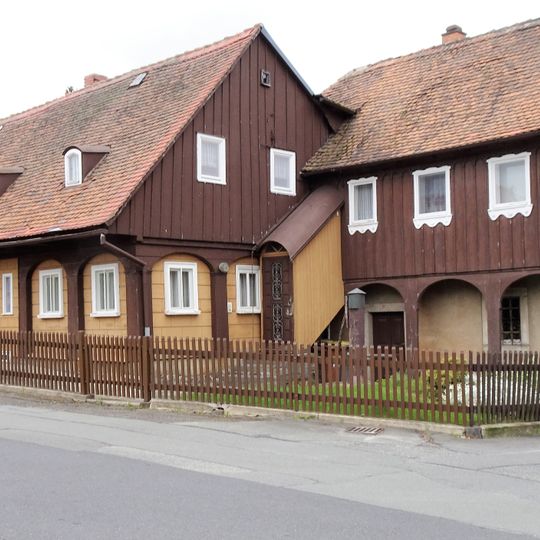 Karl-Liebknecht-Straße 40