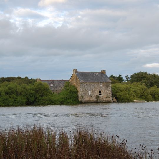 La Demi-Ville tide mill