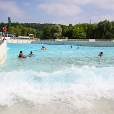 Piscine à vagues