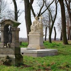 Old Cemetery in Wszechświęte