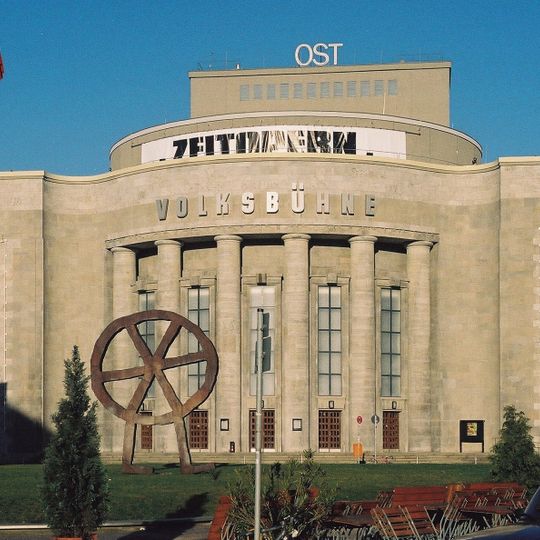 Volksbühne am Rosa-Luxemburg-Platz