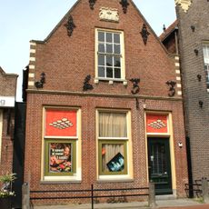 Van Swinderenstraat 8, Balk