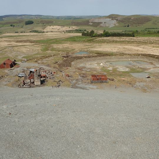 Esgair Mwyn, Reservoir And Linear Features