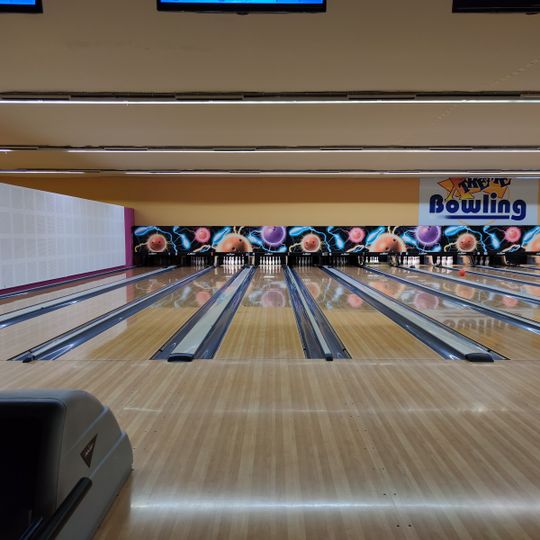 Extreme Bowling