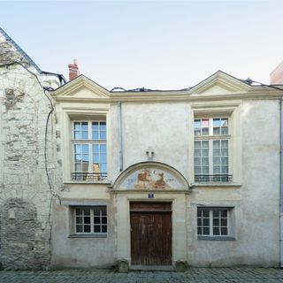 Maison canoniale Sainte-Croix
