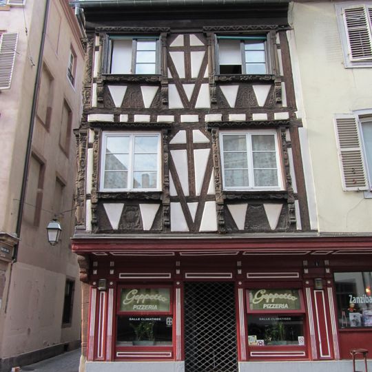Maison au 1, place Saint-Étienne à Strasbourg