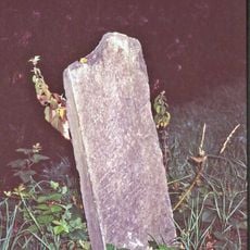 Milestone, Rempstone Road; W of railway bridge