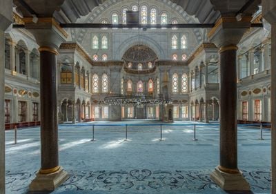 Interior 0