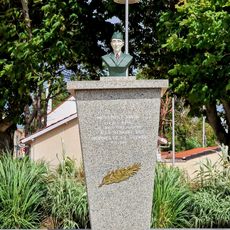 Monument érigé par les A.G.P