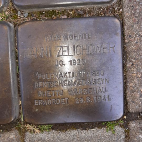Stolperstein en memoria de Nanni Zelichower