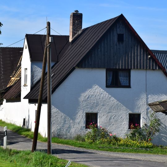 Wohnhaus eines Dreiseithofes