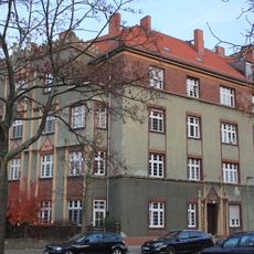 Mietshaus Münsingerstraße 8, Moritzstraße 11