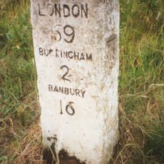 Milestone, Tingewick Road; by lane to Grovehill Farm, Dudley Bridge