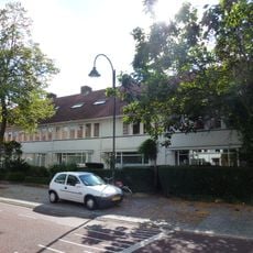 Witte Dorp: rij tweelaags panden