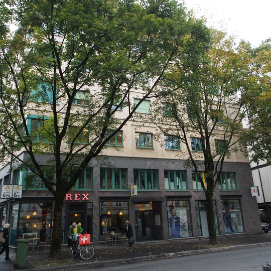 Wohn- und Geschäftshaus Burgertor