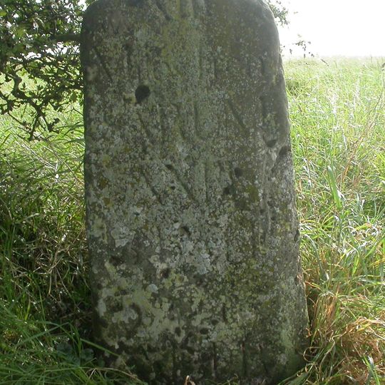 Milestone, Breach Hill; 230m S jcn Chitterne-Tilshead rd 7m E current track