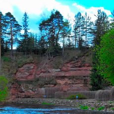 Devonian shores of Oredezh river