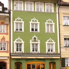 Wohn- und Geschäftshaus