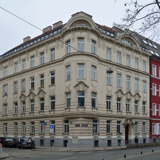 Miethaus Winckelmannstraße 10