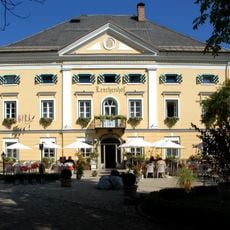 Schloss Lerchenhof