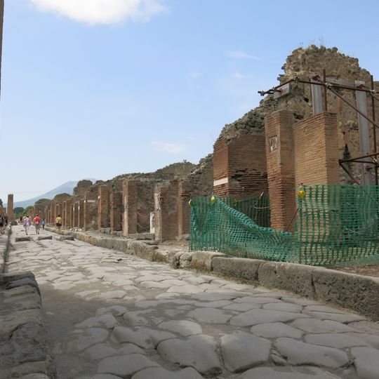 Bottega di L. Livi Firmi