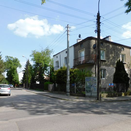 Dom przy ulicy Tomnickiej 8a