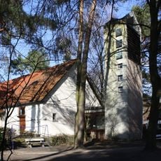 Matthias-Claudius-Kirche
