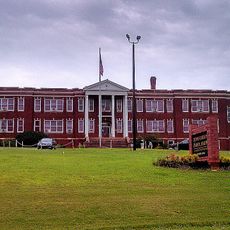 Henrietta-Caroleen High School