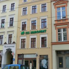 Wohnhaus in geschlossener Bebauung Demianiplatz 22