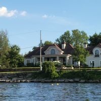 Pierrefonds-Roxboro