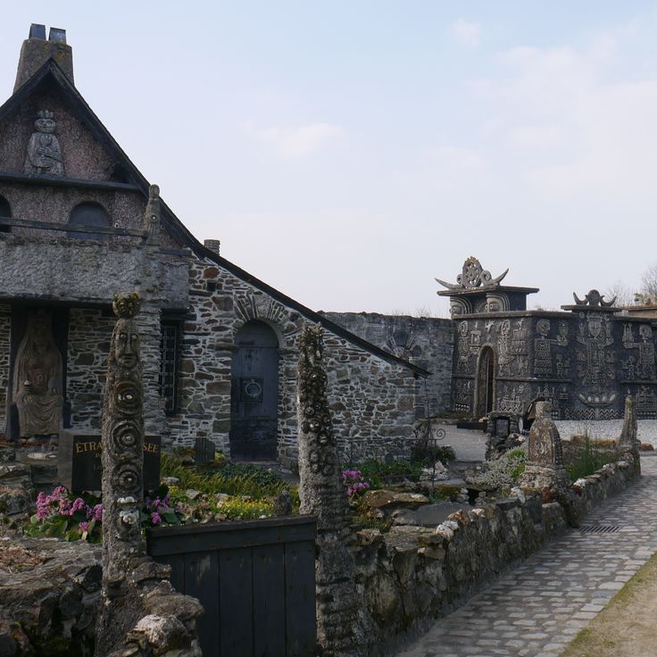 Musée Robert Tatin