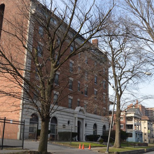 Ansel Road Apartment Buildings Historic District