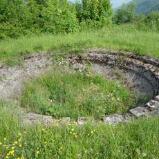 Socle de pièce d'artillerie.