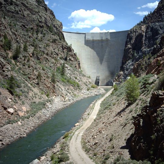 Morrow Point Dam