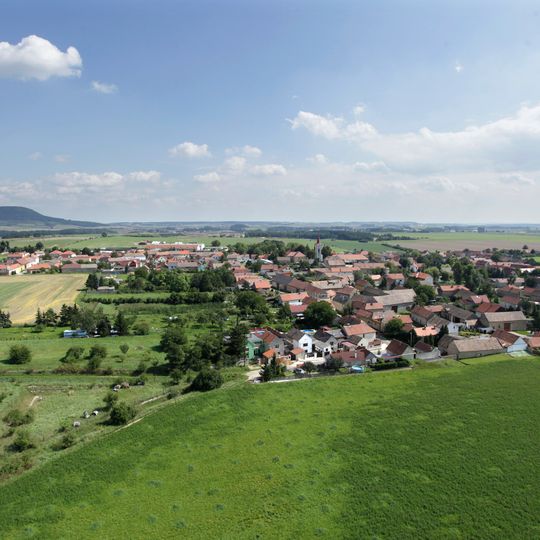 Račiněves