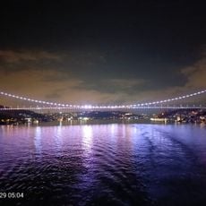 Schiffbrücke über den Bosporus