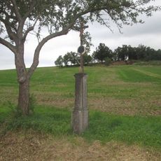 Kříž východně od Lidmovic