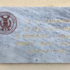 Plaque débarquement Canadien North-Nova-Scotia Highlanders