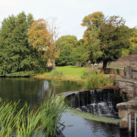Overflow System For Melbourne Pond