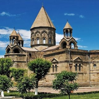 Katedra i kościoły w Eczmiadzynie i zespół archeologiczny w Zwartnoc