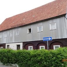 Karl-Liebknecht-Straße 11